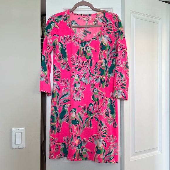 Lilly Pulitzer Parrot dress - Picture 1 of 3